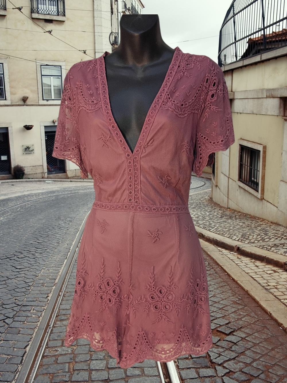 Classy Haute Monde Mauve Eyelet V-Neck Short Romper